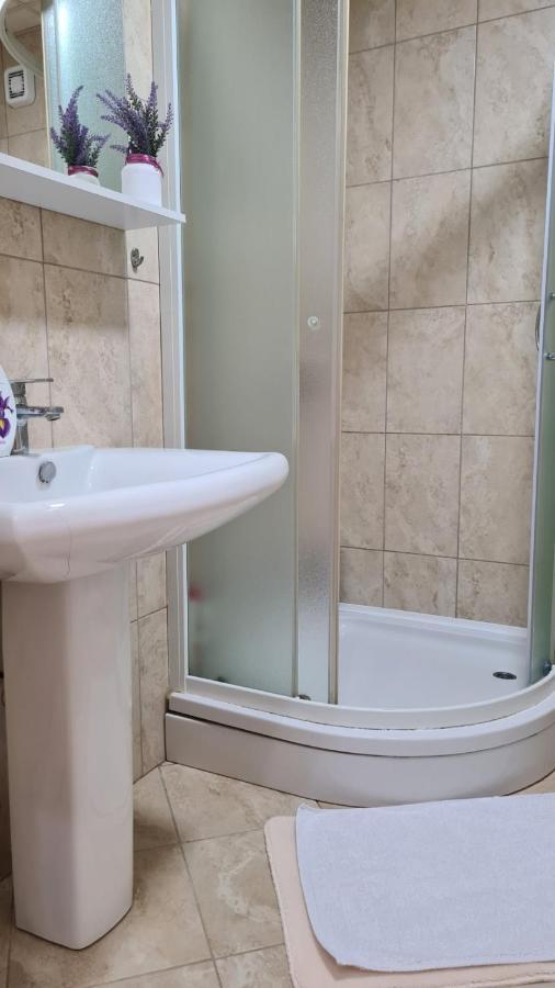 Apartman Anja Stara Pazova Exterior photo